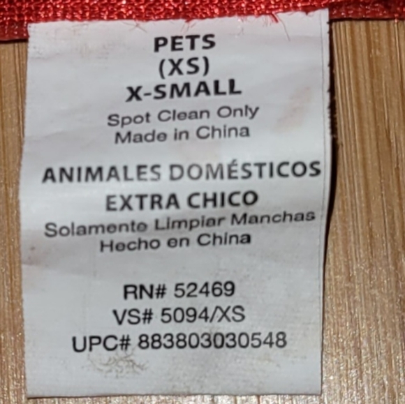 X-Small red Christmas dress for a cute little pup - Picture 6 of 6